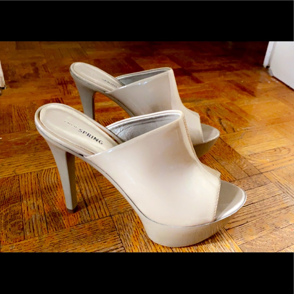Nude heels, size 8. Gently used .